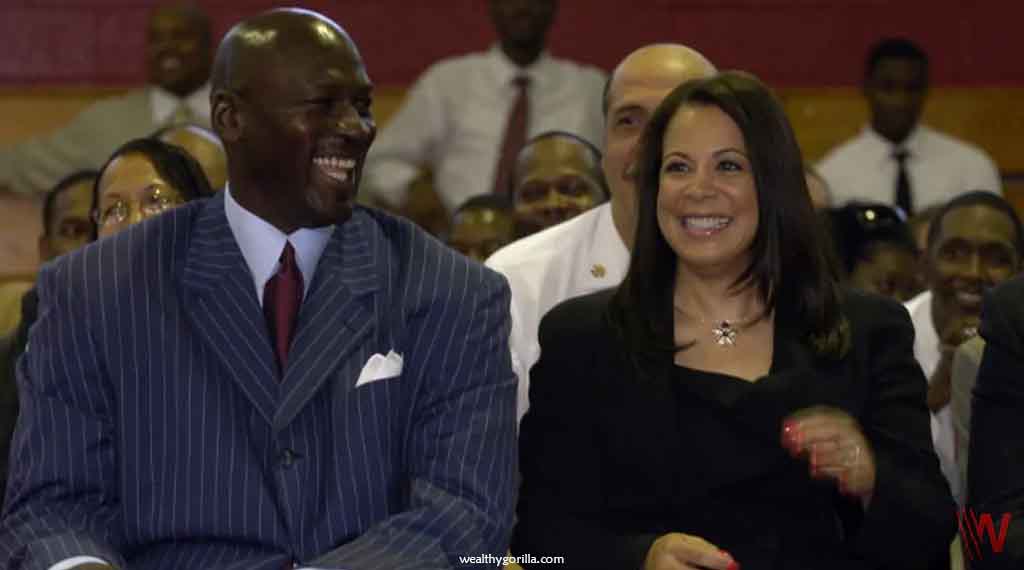 14. Michael Jordan and Juanita Vanoy - The 20 Most Expensive Divorces In the World