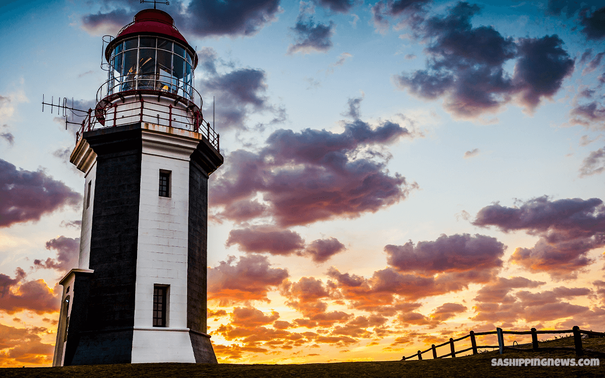Great Fish Point Lighthouse Port Alfred, South Africa - 10 Amazing Lighthouses You Can Rent